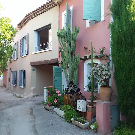 アパート Hameau Provencal - T2 Neuf Tres Calme A Pied Prestation +++ *